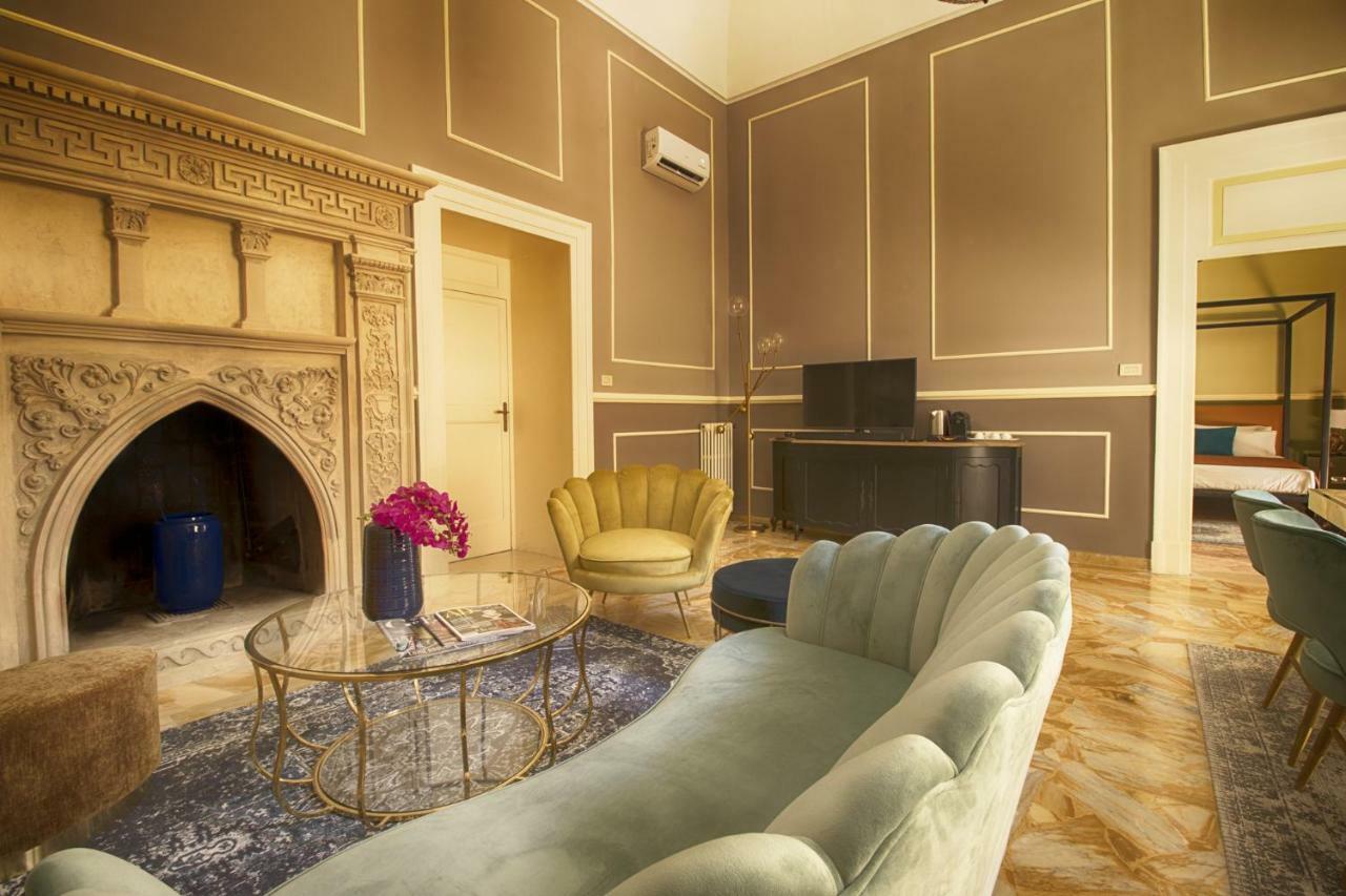 Palazzo Forleo Luxury Apartment - Treb Collection Lecce Luaran gambar