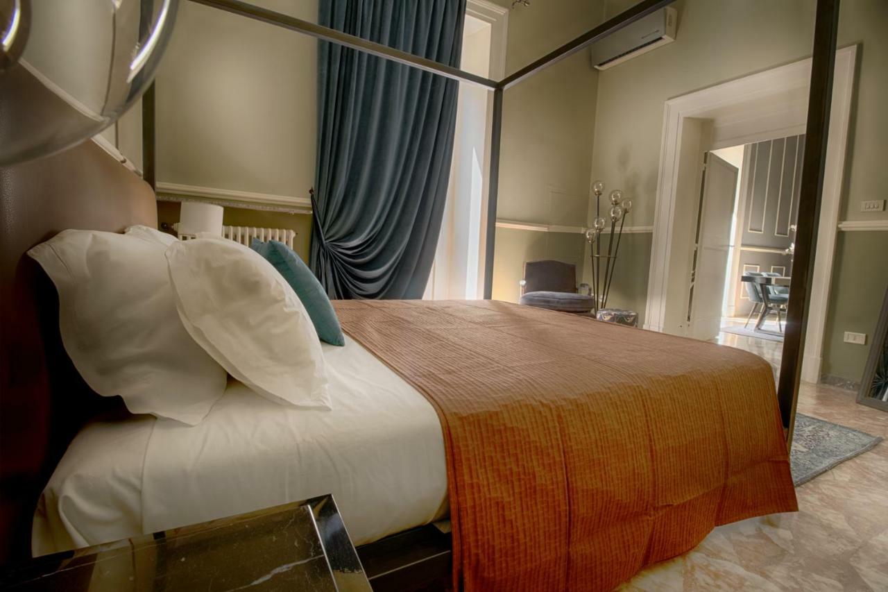 Palazzo Forleo Luxury Apartment - Treb Collection Lecce Luaran gambar