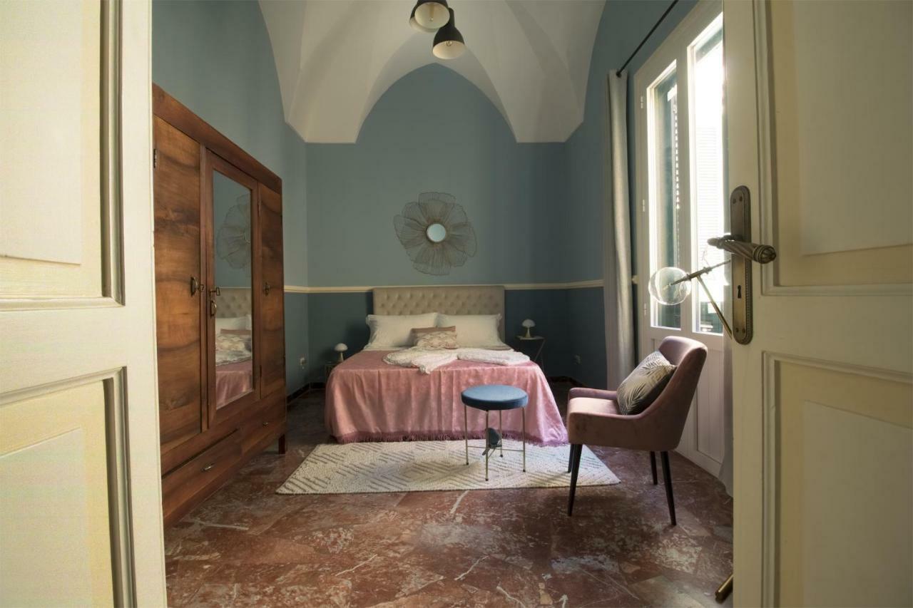 Palazzo Forleo Luxury Apartment - Treb Collection Lecce Luaran gambar