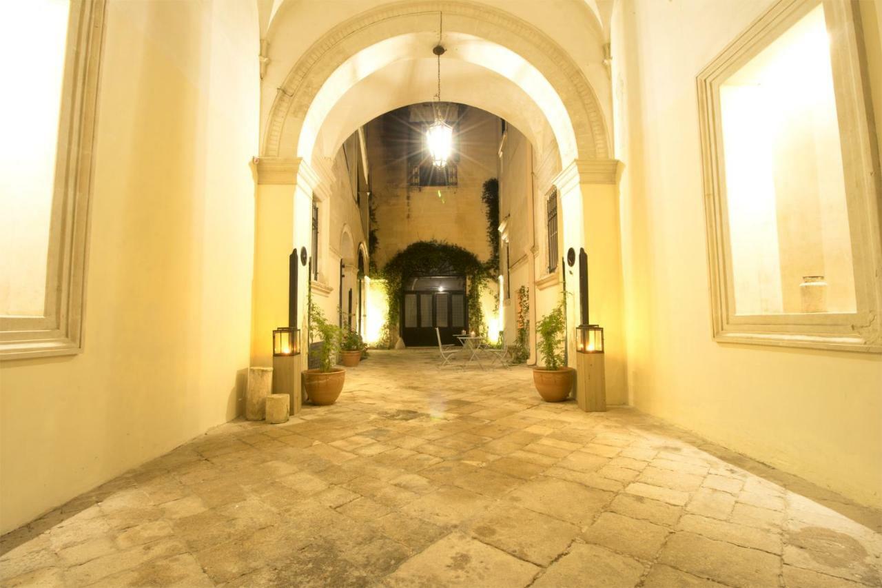 Palazzo Forleo Luxury Apartment - Treb Collection Lecce Luaran gambar