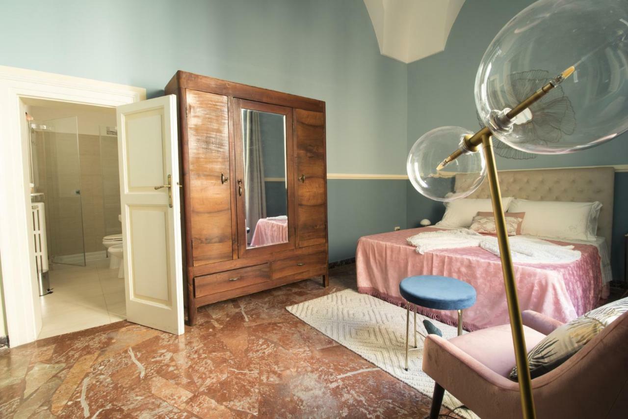 Palazzo Forleo Luxury Apartment - Treb Collection Lecce Luaran gambar