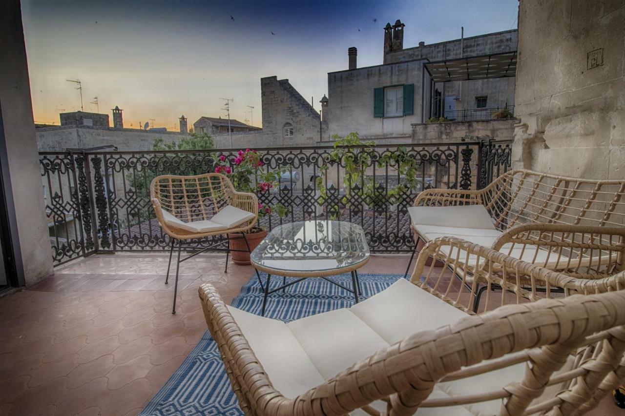 Palazzo Forleo Luxury Apartment - Treb Collection Lecce Luaran gambar