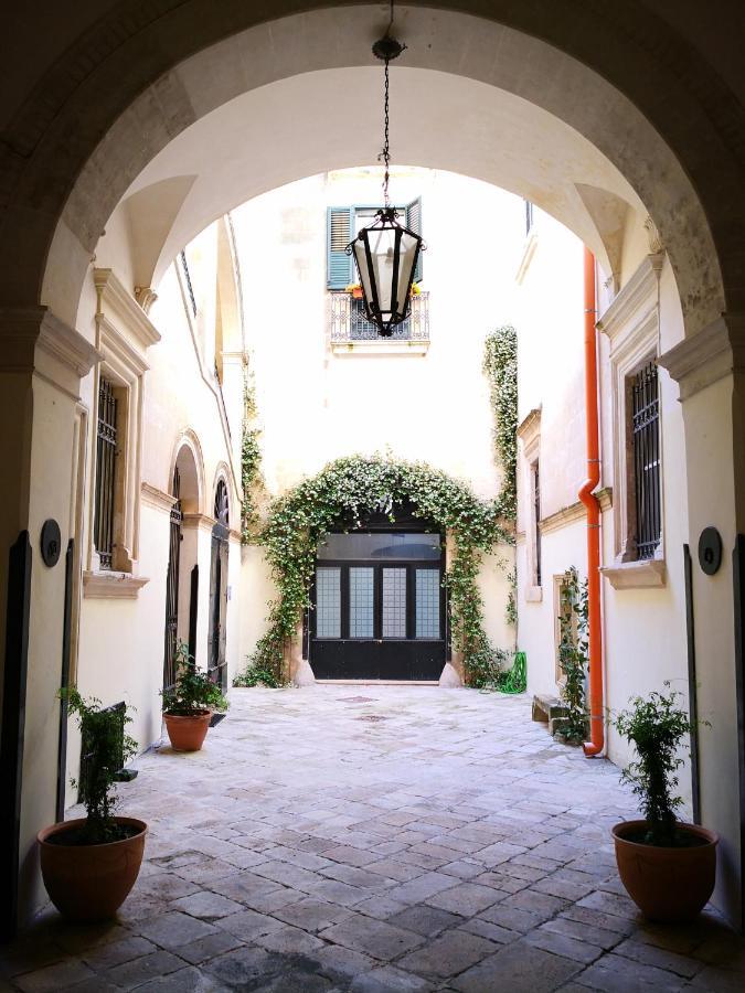 Palazzo Forleo Luxury Apartment - Treb Collection Lecce Luaran gambar